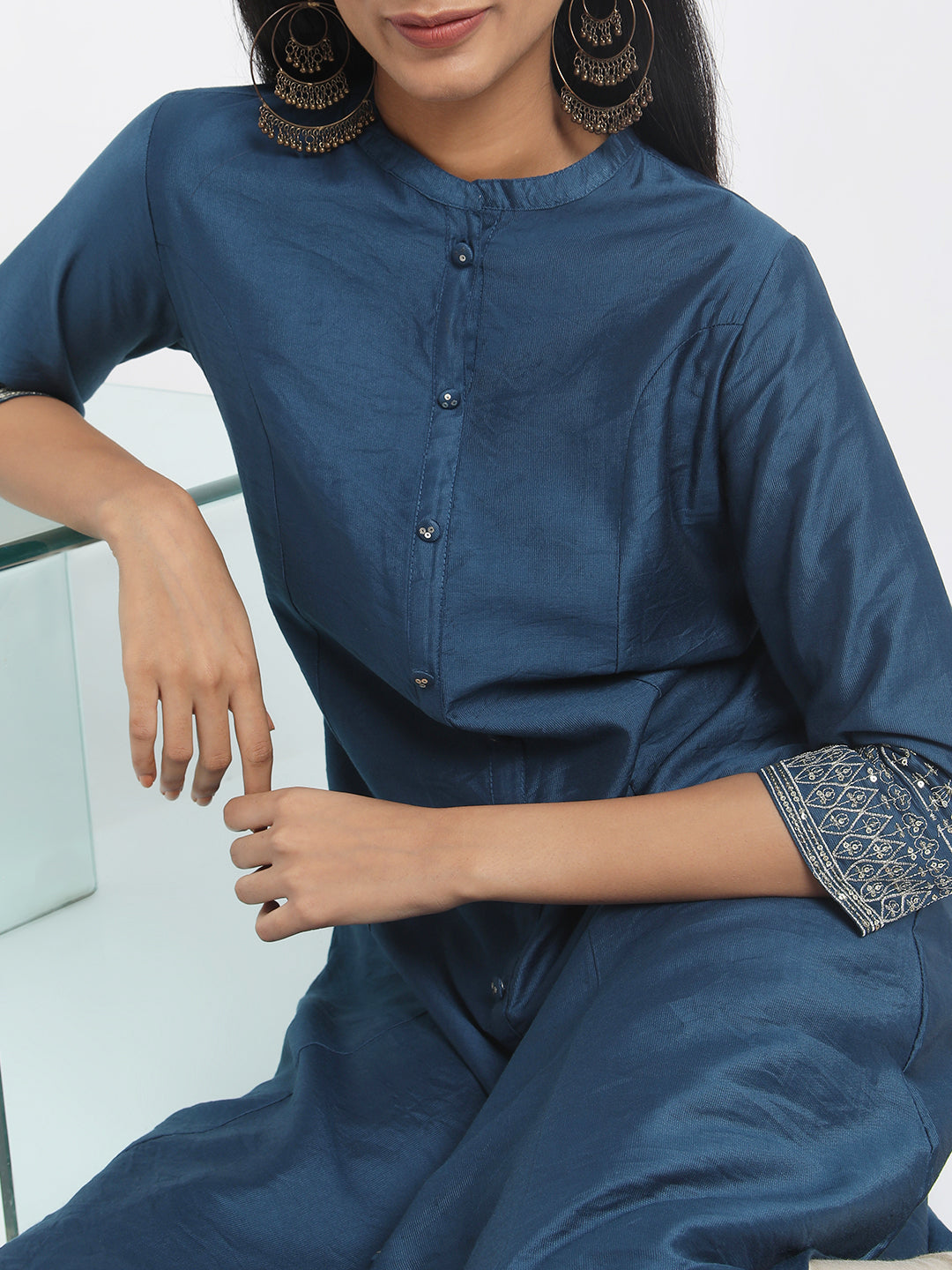 Women's Blue Gadhwaal Solid Kurta