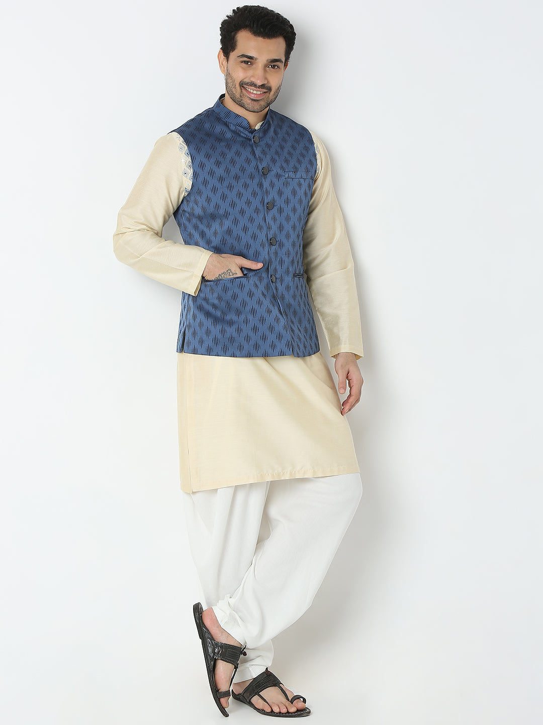 Regular Fit Jacquard Ethnic Jacket
