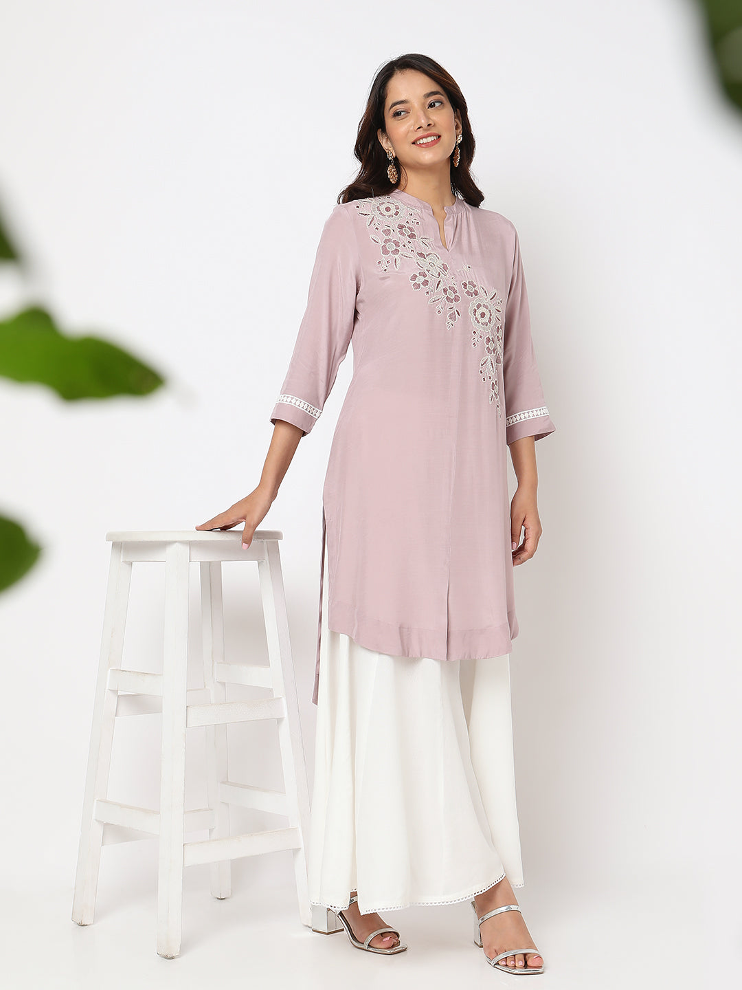 PALE PINK