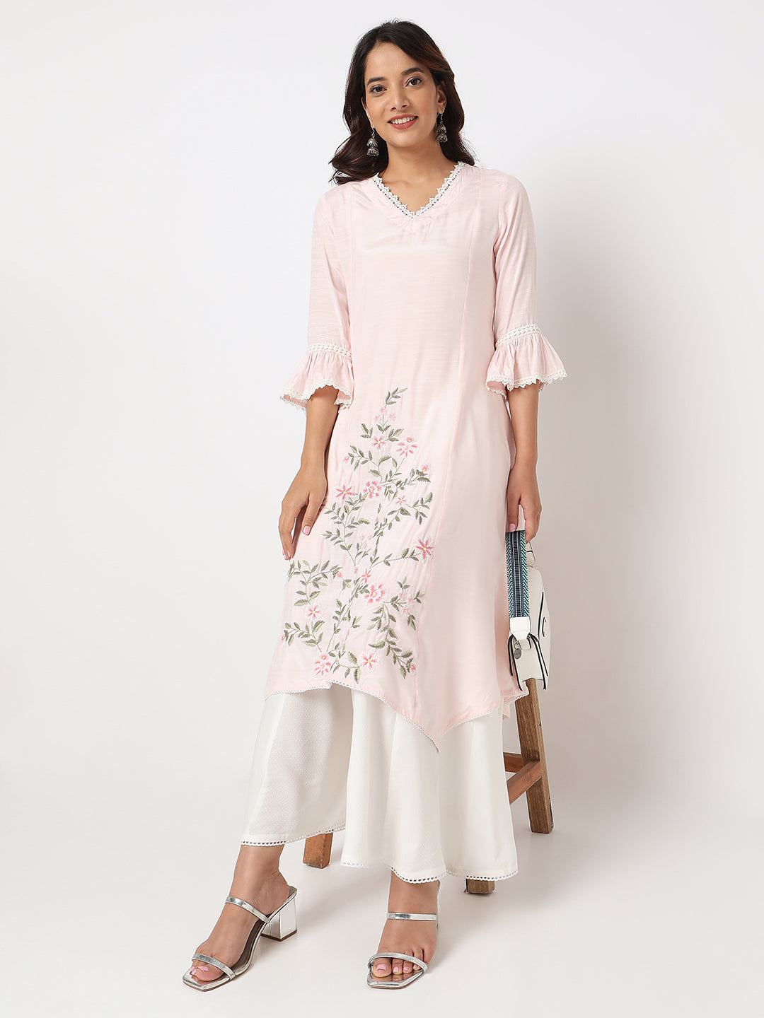 Nylangan Women's Peach Viscose Embroidered Kurta
