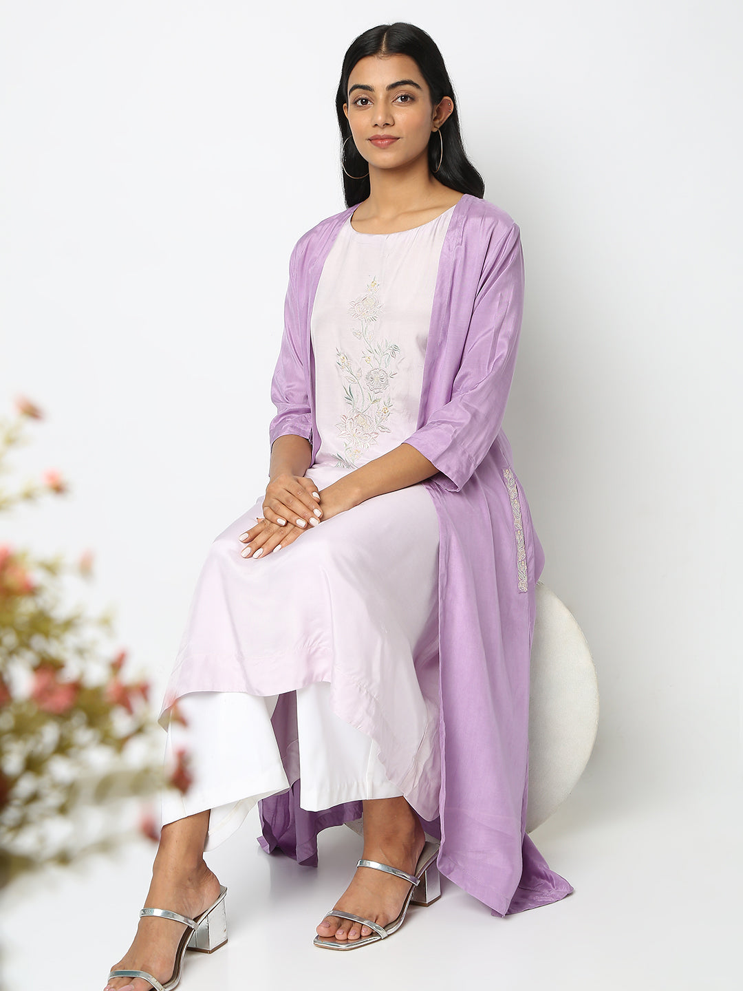 Regular Fit Embroidered Kurta