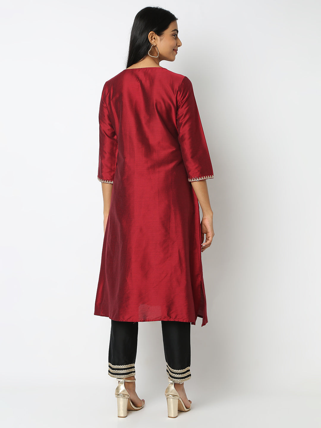 Regular Fit Embellished Kurta