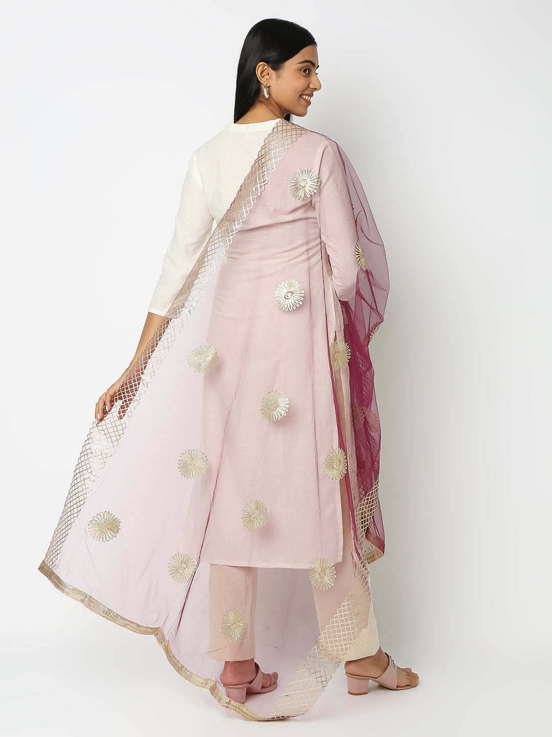 Regular Fit Embroidered Dupatta
