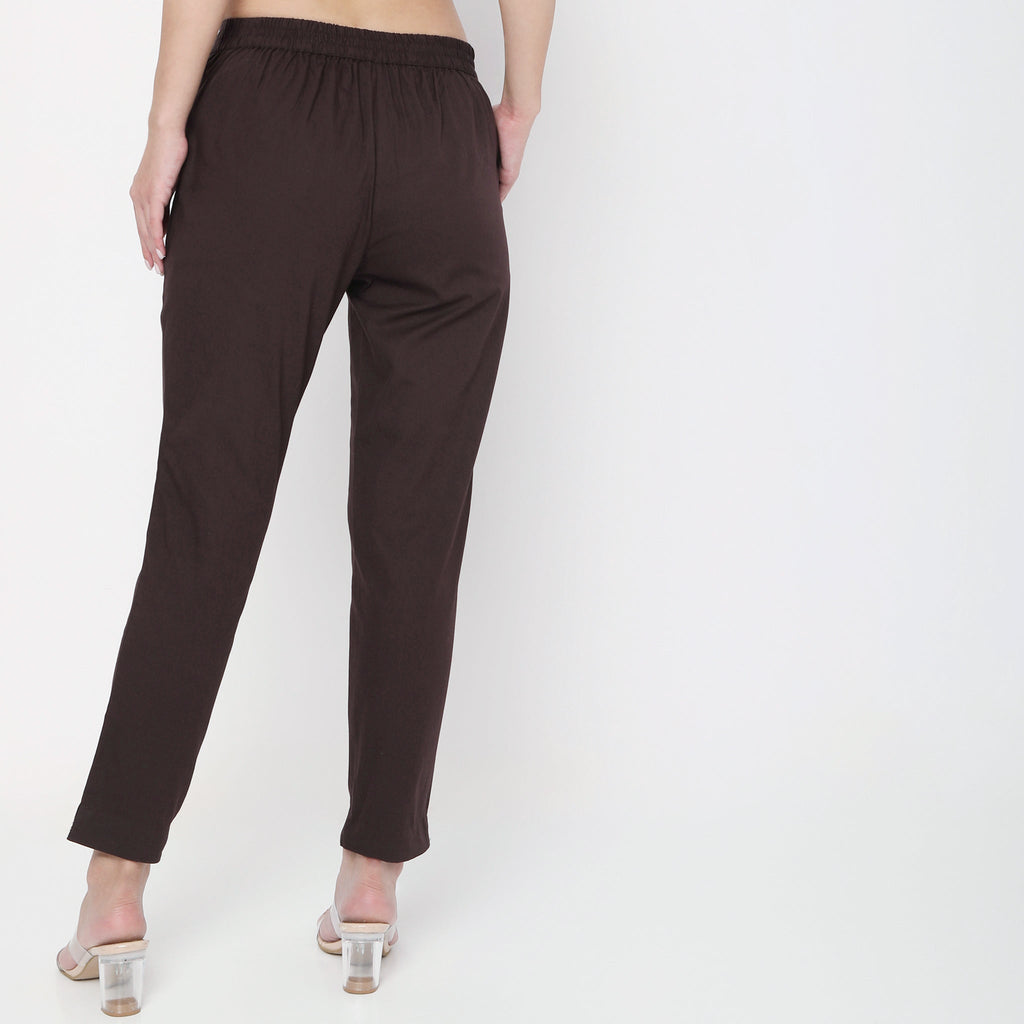 Regular Fit Solid Mid Rise Pants