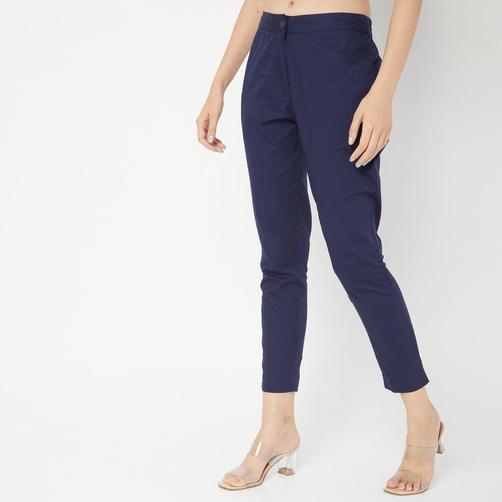 Regular Fit Solid Mid Rise Pants