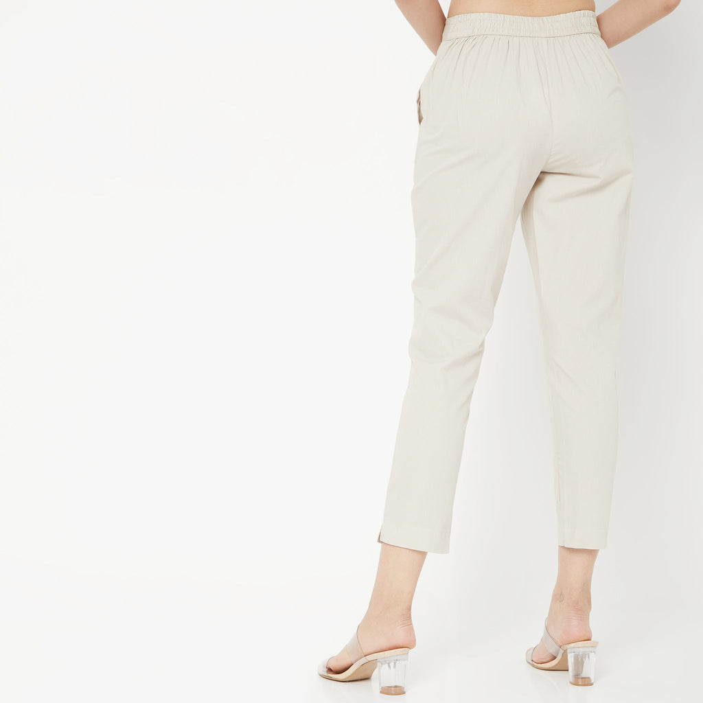 Regular Fit Solid Mid Rise Pants