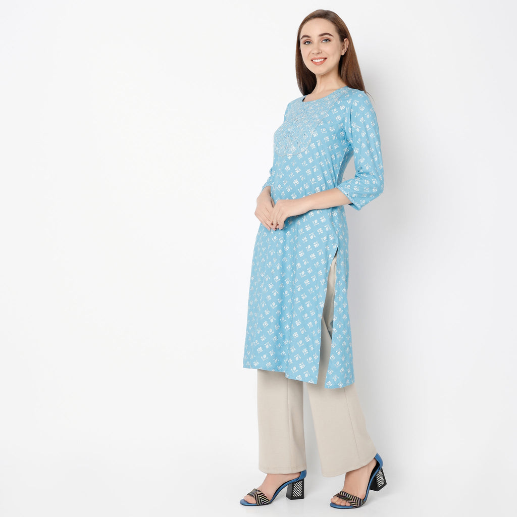 Straight Fit Floral Round Neck Kurta