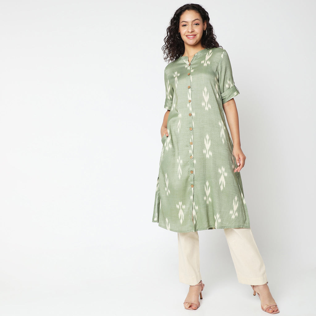 Women Wearing Flare Fit Printed Kurta