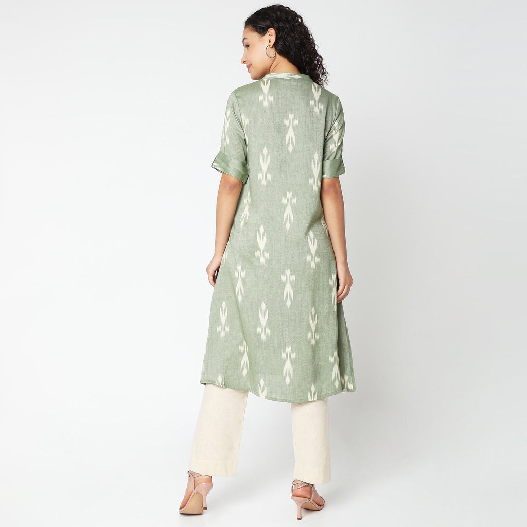 Women Wearing Flare Fit Printed Kurta
