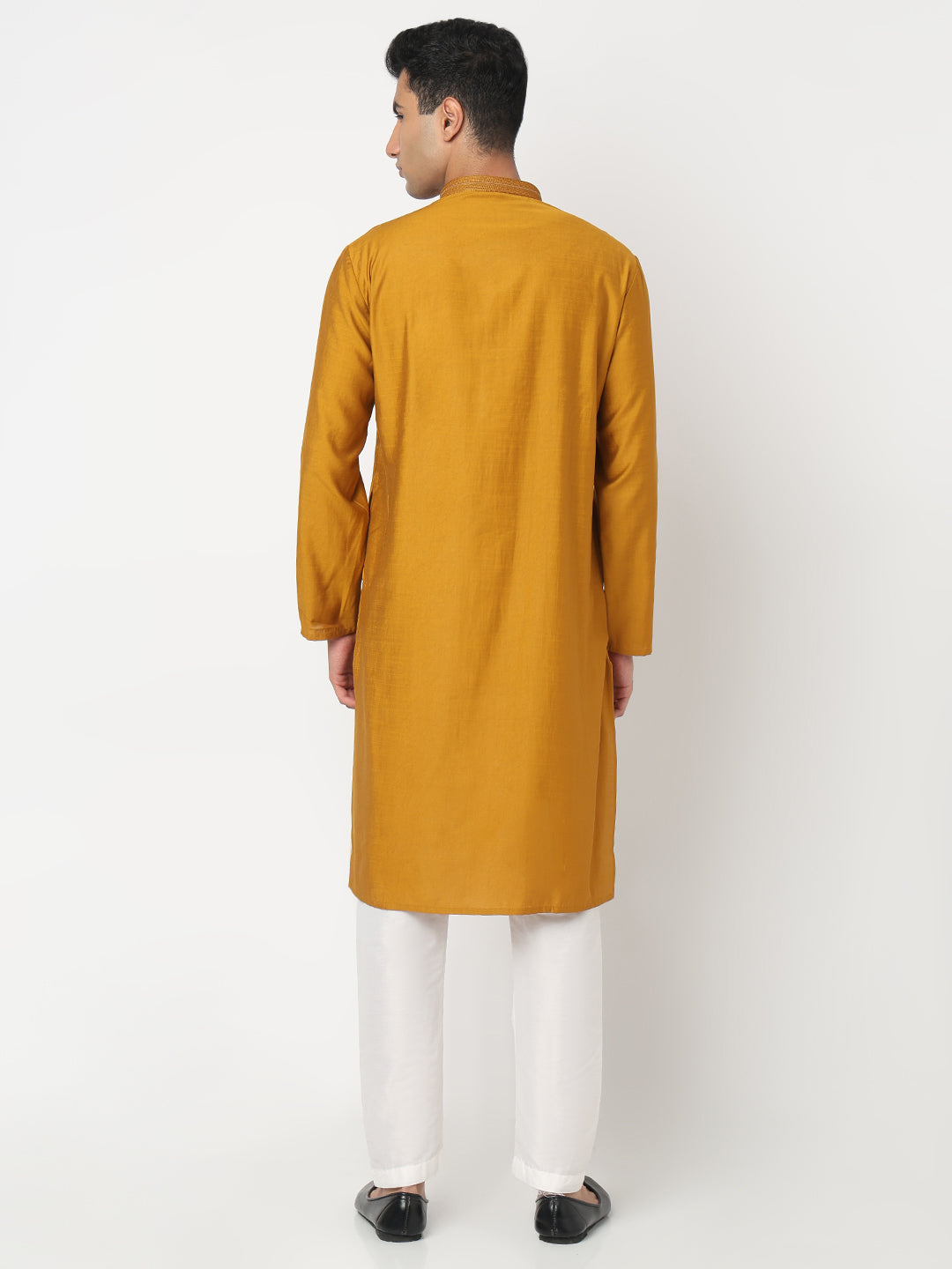 Solid Straight Kurta and Pant Set