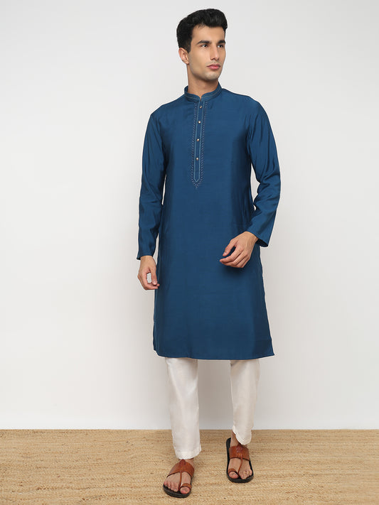 Solid Straight Kurta and Pant Set