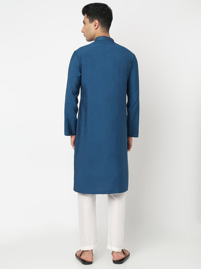 Solid Straight Kurta and Pant Set
