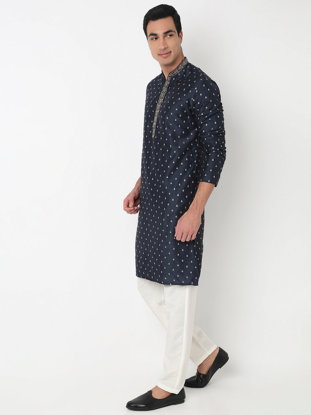 Embroidered Straight Kurta and Pant Set