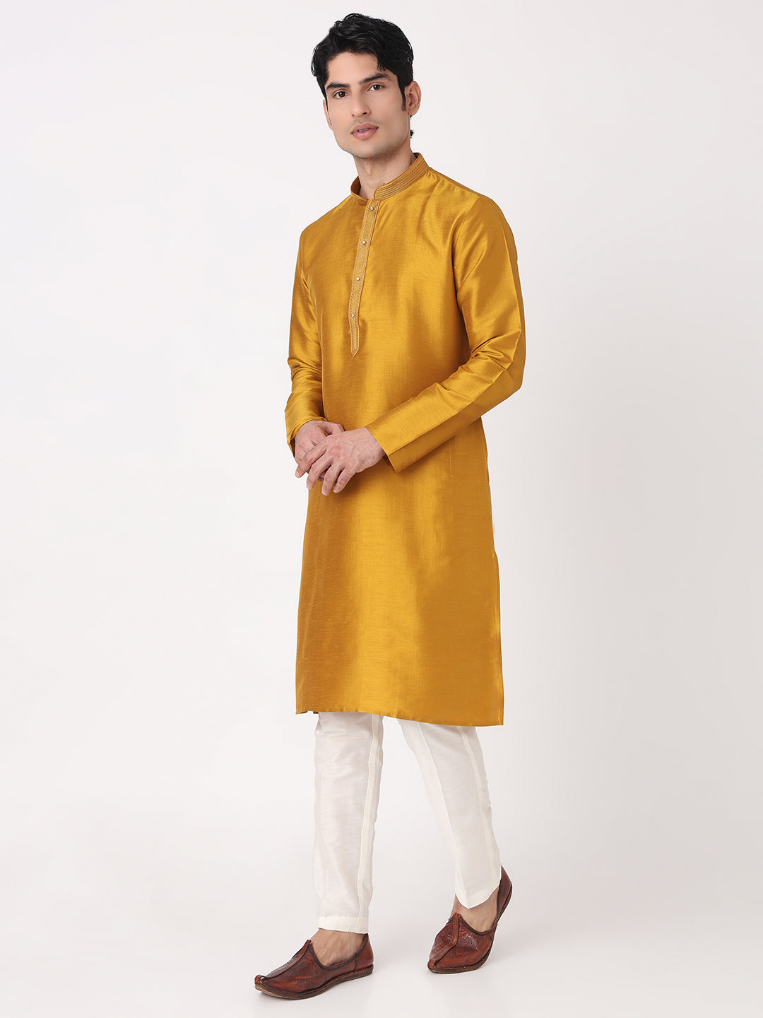 Solid Straight Kurta and Pjyama Set
