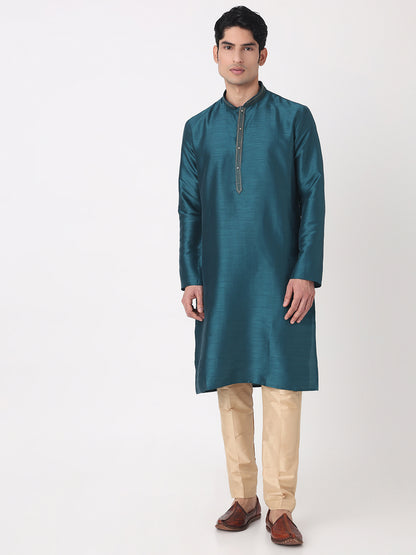 Solid Straight Kurta and Pjyama Set