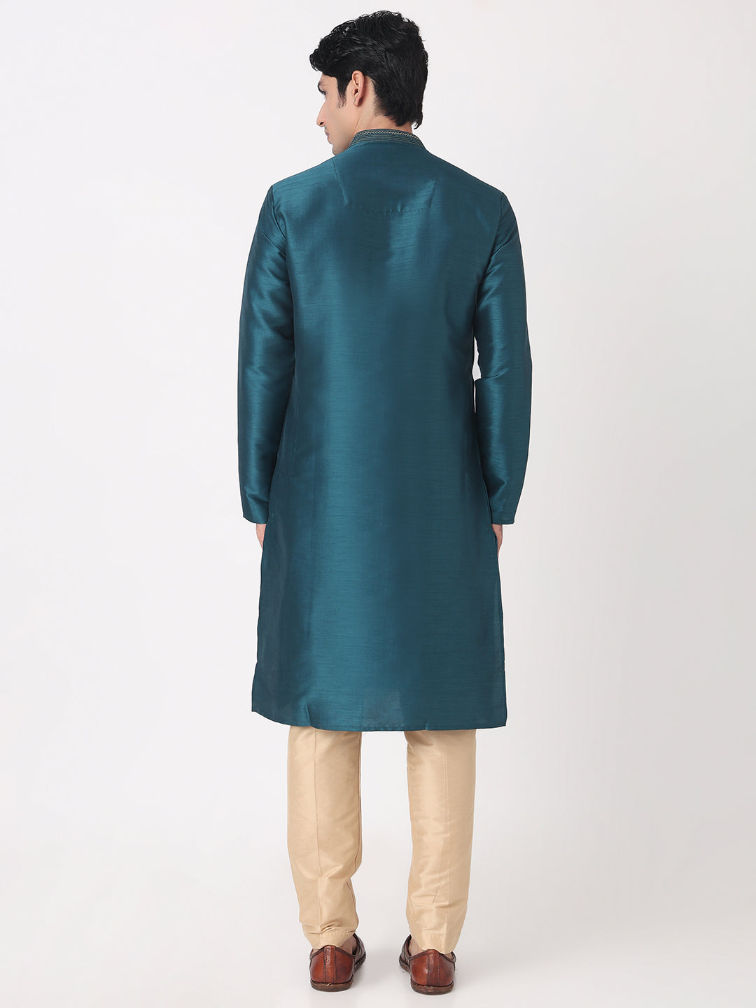 Solid Straight Kurta and Pjyama Set