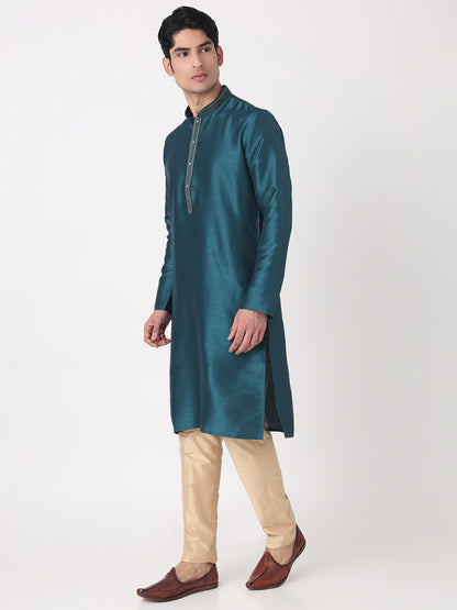 Solid Straight Kurta and Pjyama Set