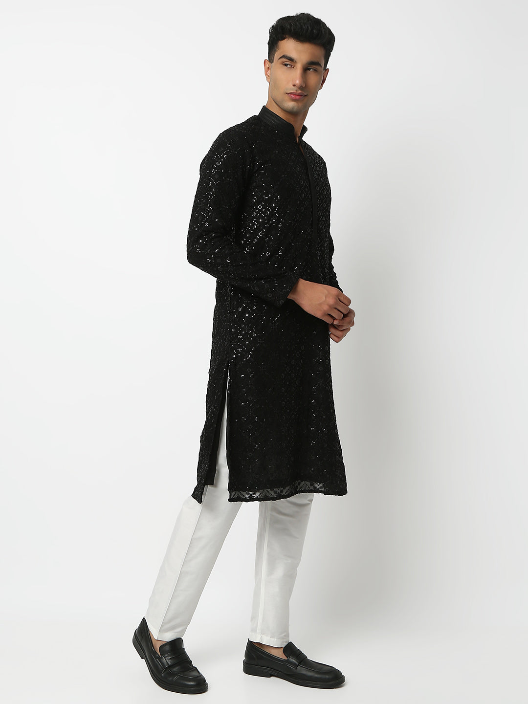 Regular Fit Embellished Mandarin Collar Full Sleeve Kurta and Pant Set