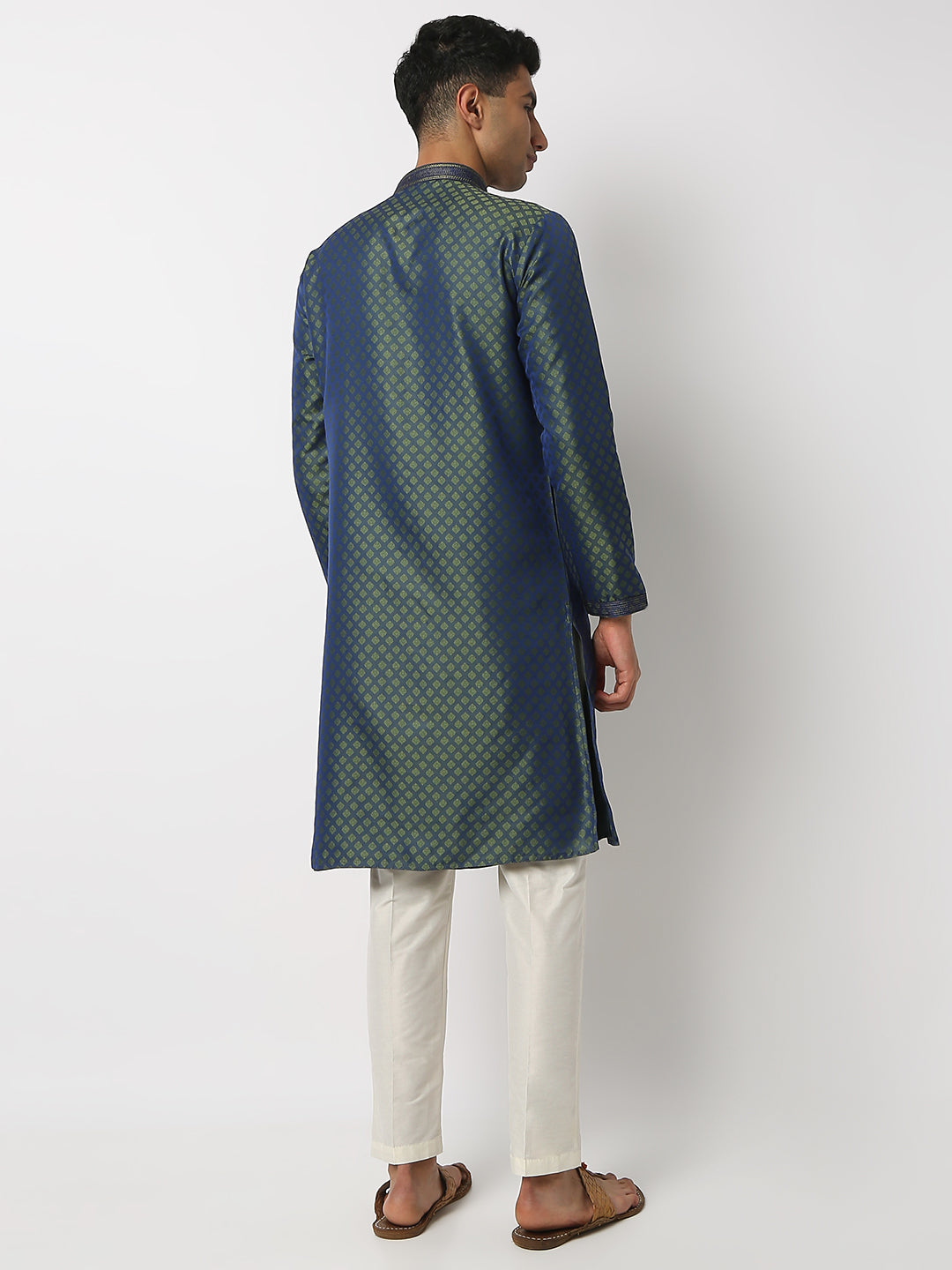 Regular Fit Jacquard Mandarin Collar Full Sleeve Kurta and Pant Set