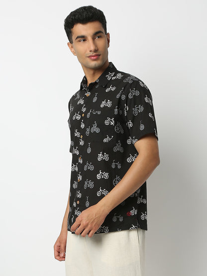 Regular Fit Printed Shirt Collar Half Sleeve Shirt