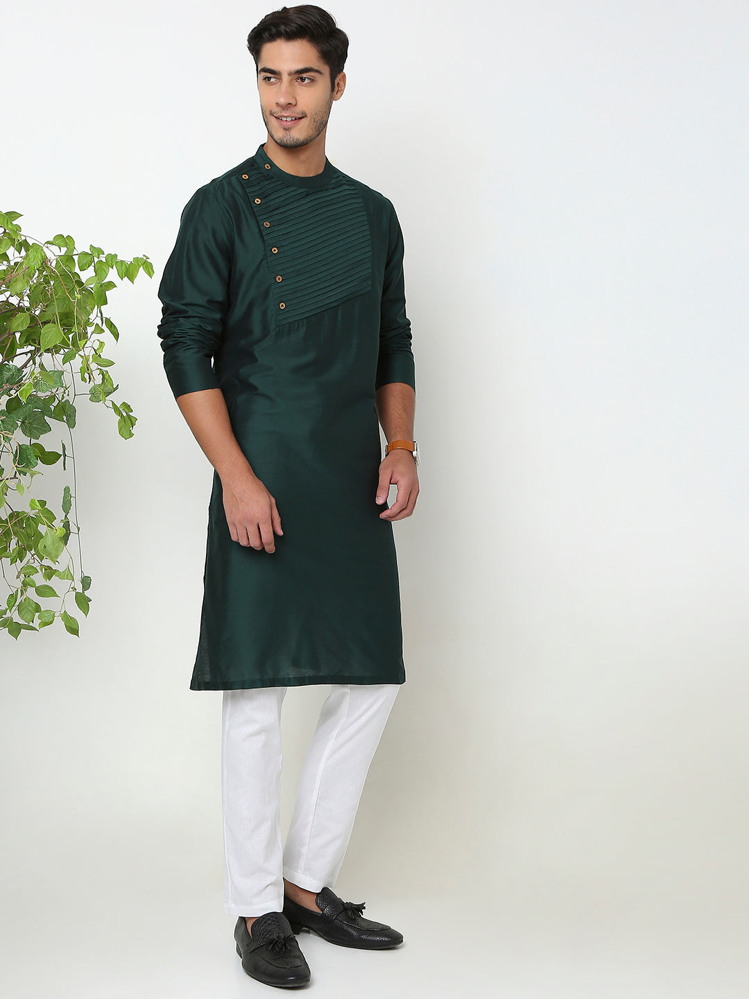 Regular Fit Solid Kurta