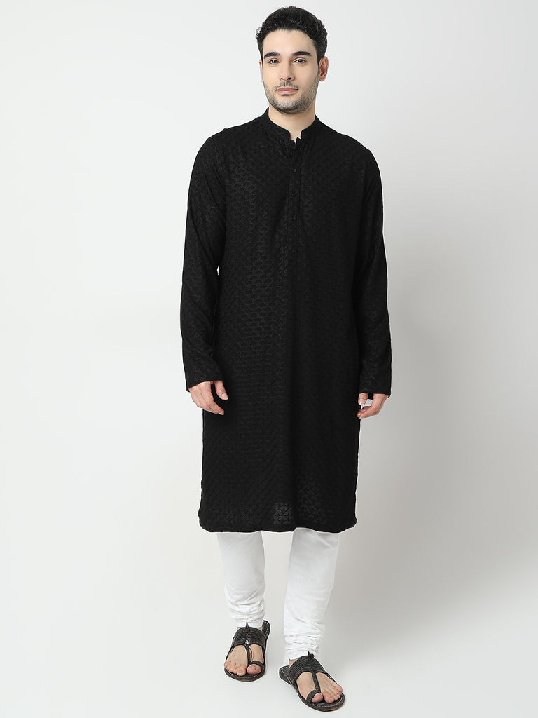 Regular Fit Embroidered Kurta