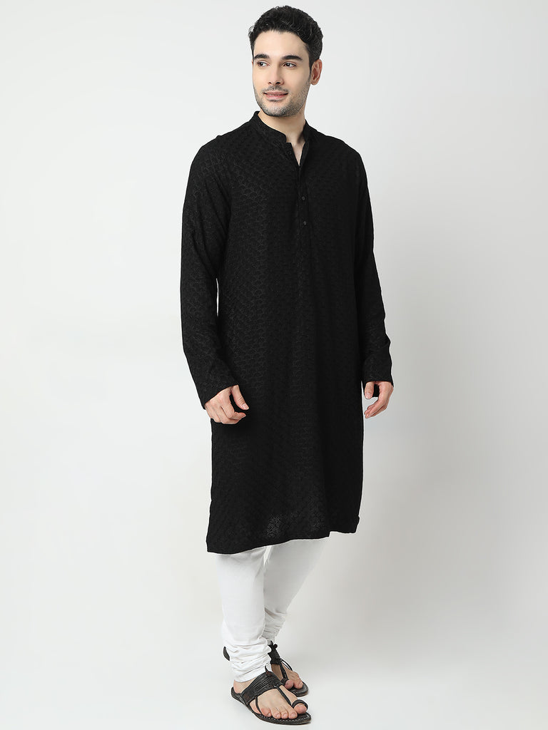 Regular Fit Embroidered Kurta