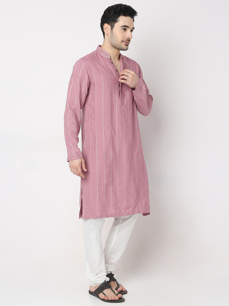 Regular Fit Embroidered Kurta