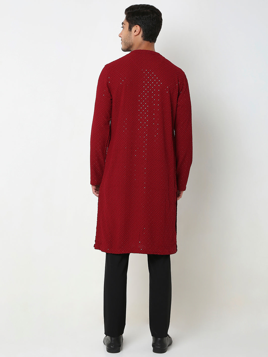 Regular Fit Embroidered Kurta