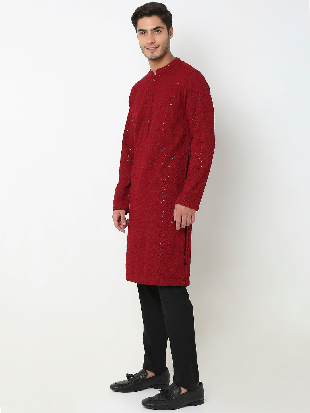 Regular Fit Embroidered Kurta