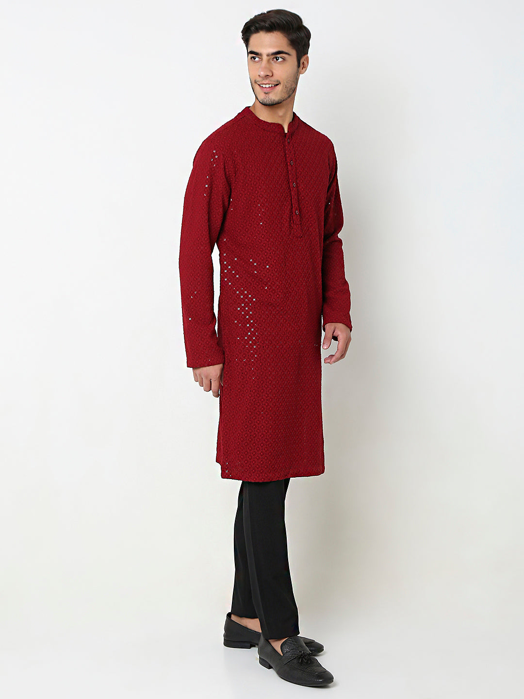 Regular Fit Embroidered Kurta