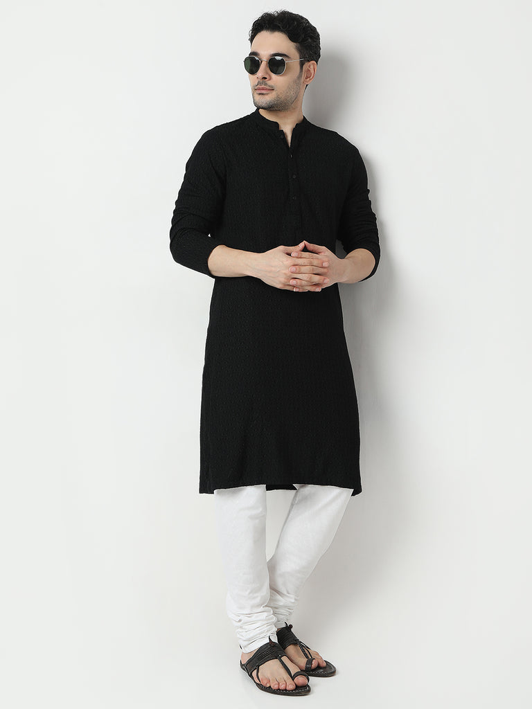 Regular Fit Embroidered Kurta