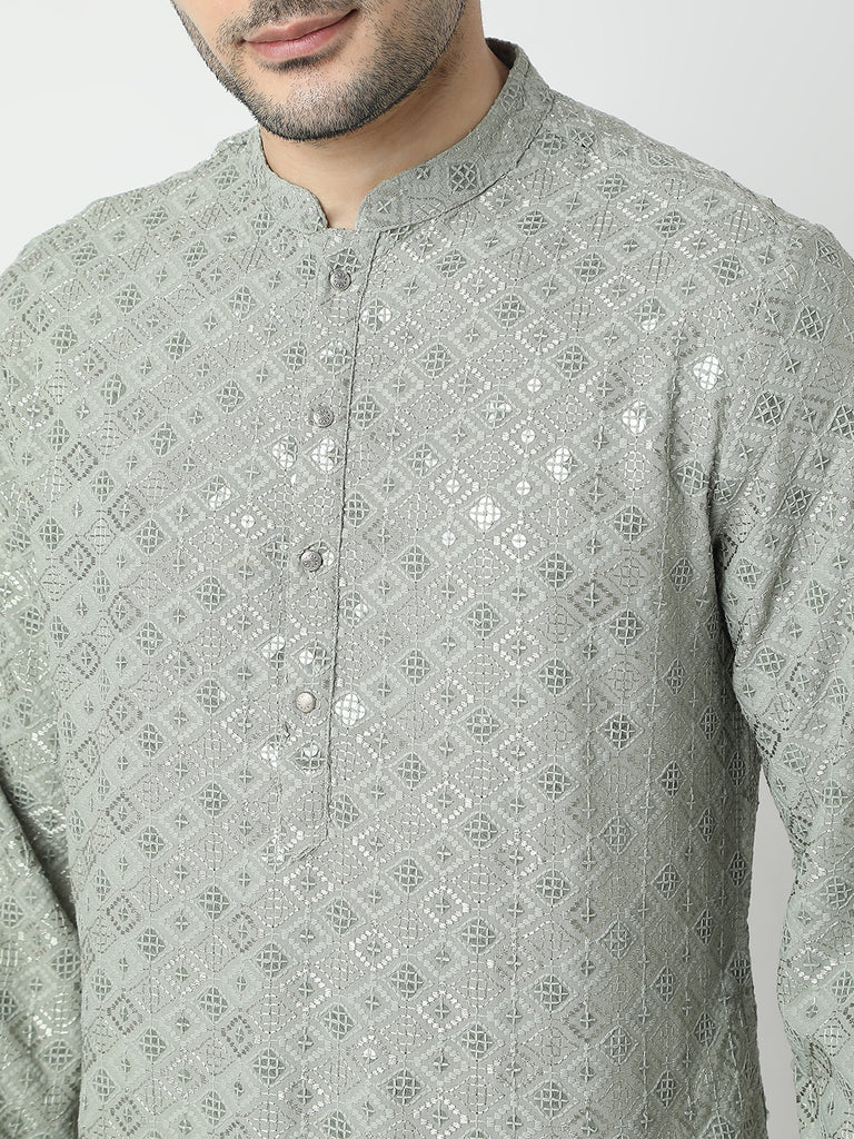 Regular Fit Embroidered Kurta