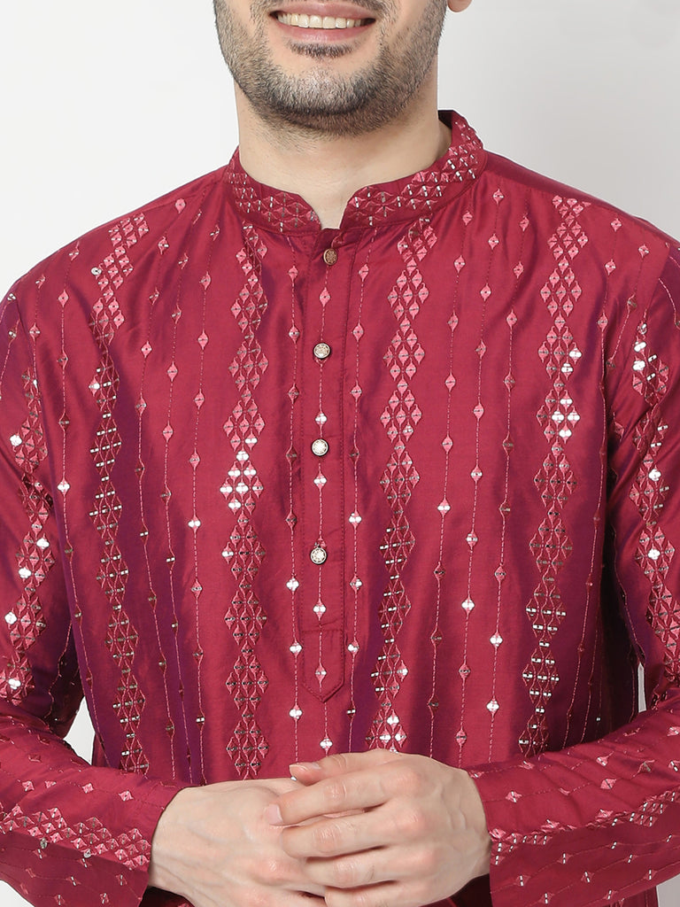 Regular Fit Embellished Kurta