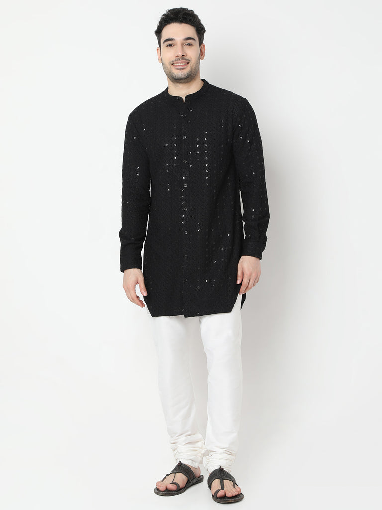 Regular Fit Embroidered Kurta