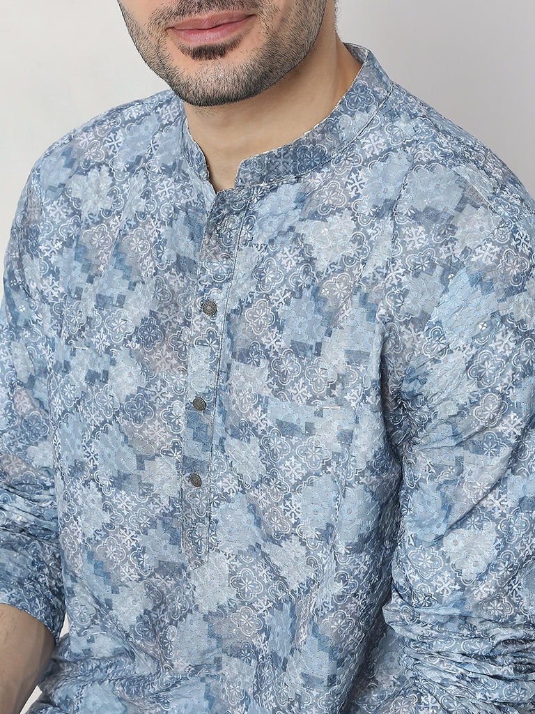 Regular Fit Embroidered Kurta