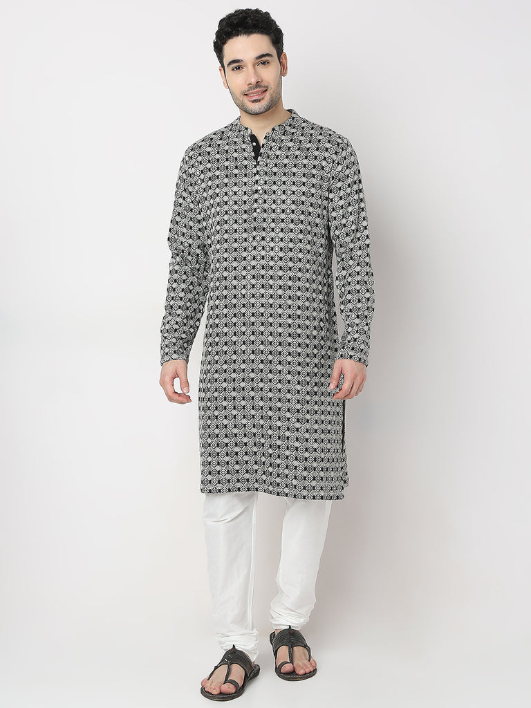 Regular Fit Embroidered Kurta