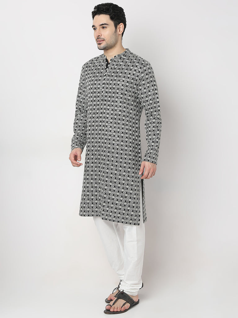 Regular Fit Embroidered Kurta