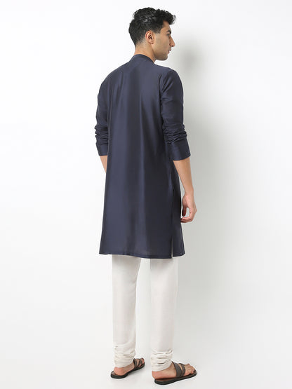 Straight Fit Solid Mandarin Collar Full Sleeve Kurta