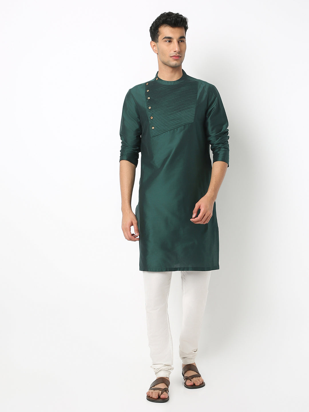 Straight Fit Solid Mandarin Collar Full Sleeve Kurta