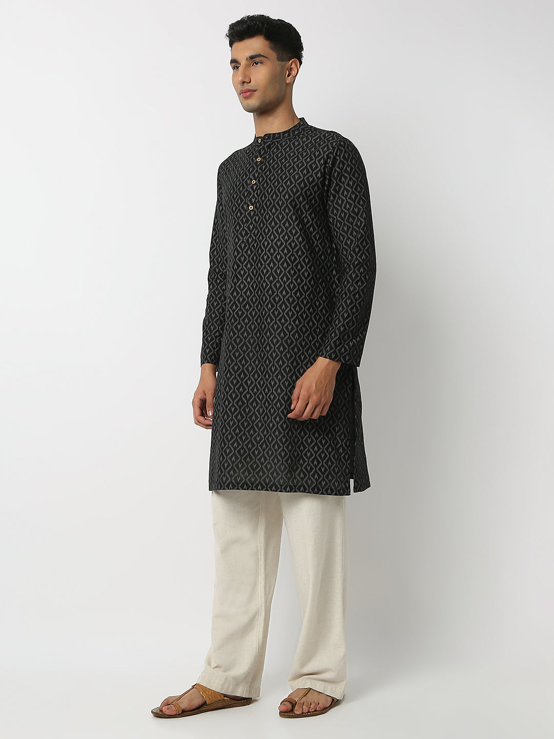 Straight Fit Printed Mandarin Collar Full Sleeve Kurta