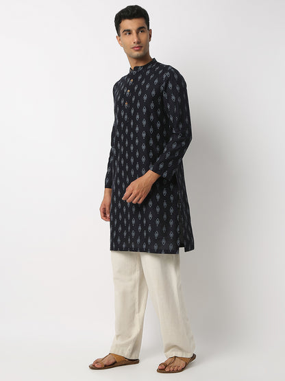 Straight Fit Printed Mandarin Collar Full Sleeve Kurta