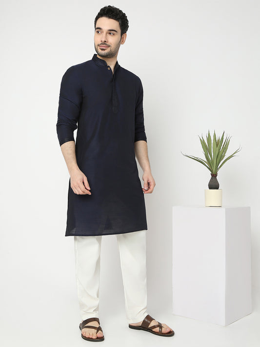 Regular Fit Solid Full Sleeve Kurta