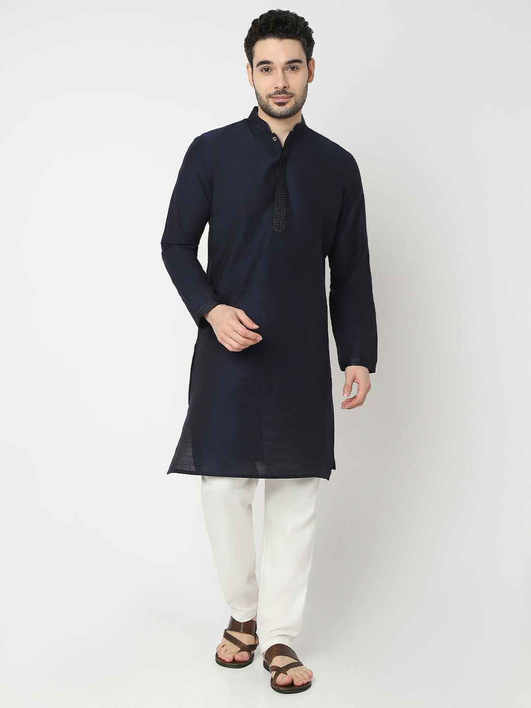 Regular Fit Solid Full Sleeve Kurta