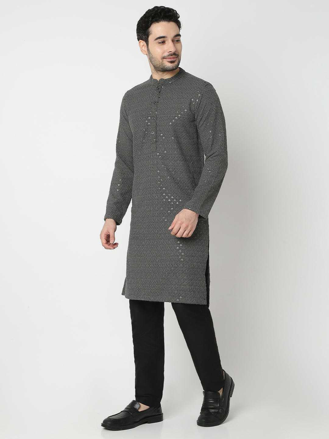 Straight Fit Embroidered Full Sleeve Kurta