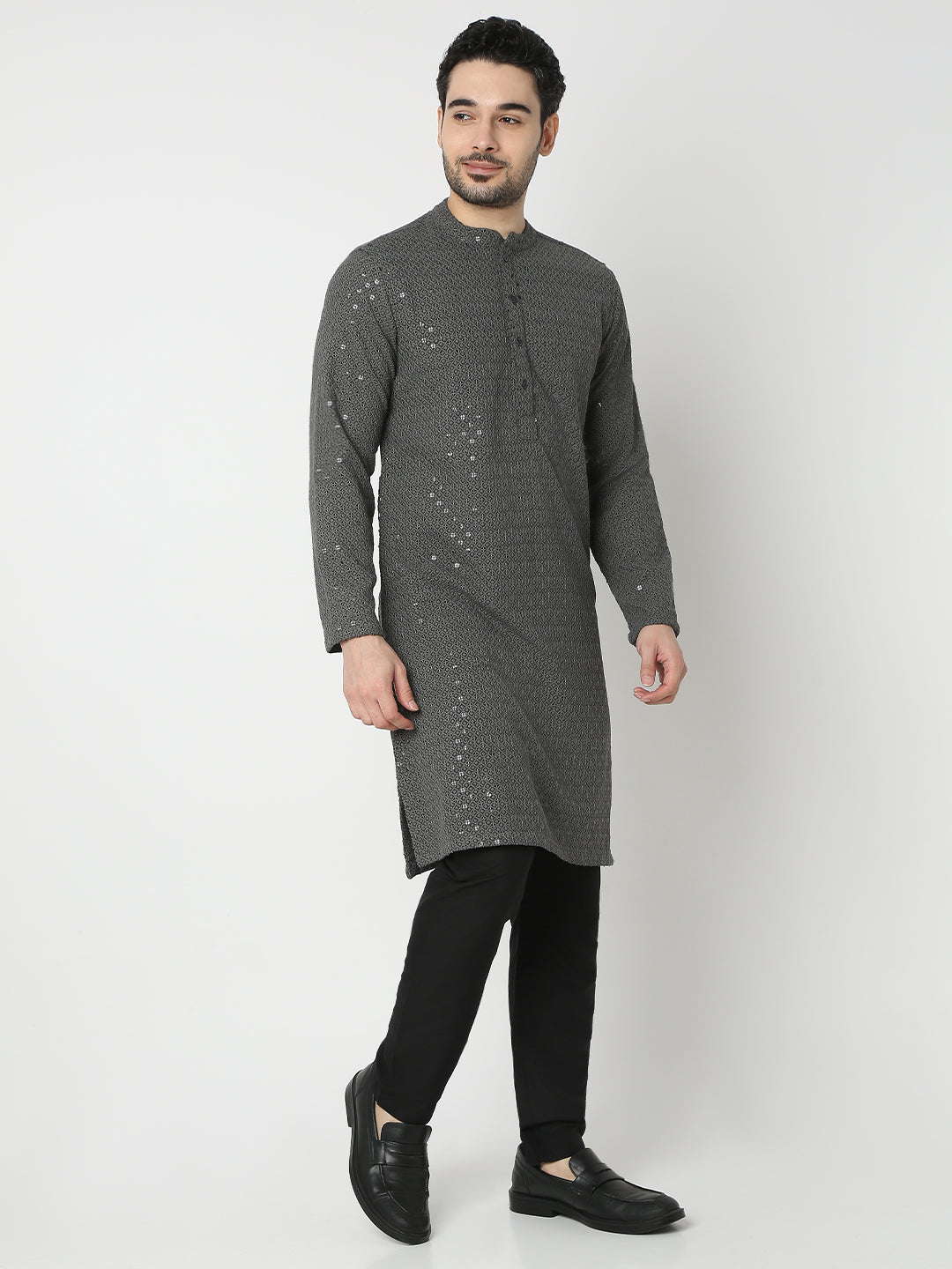 Straight Fit Embroidered Full Sleeve Kurta