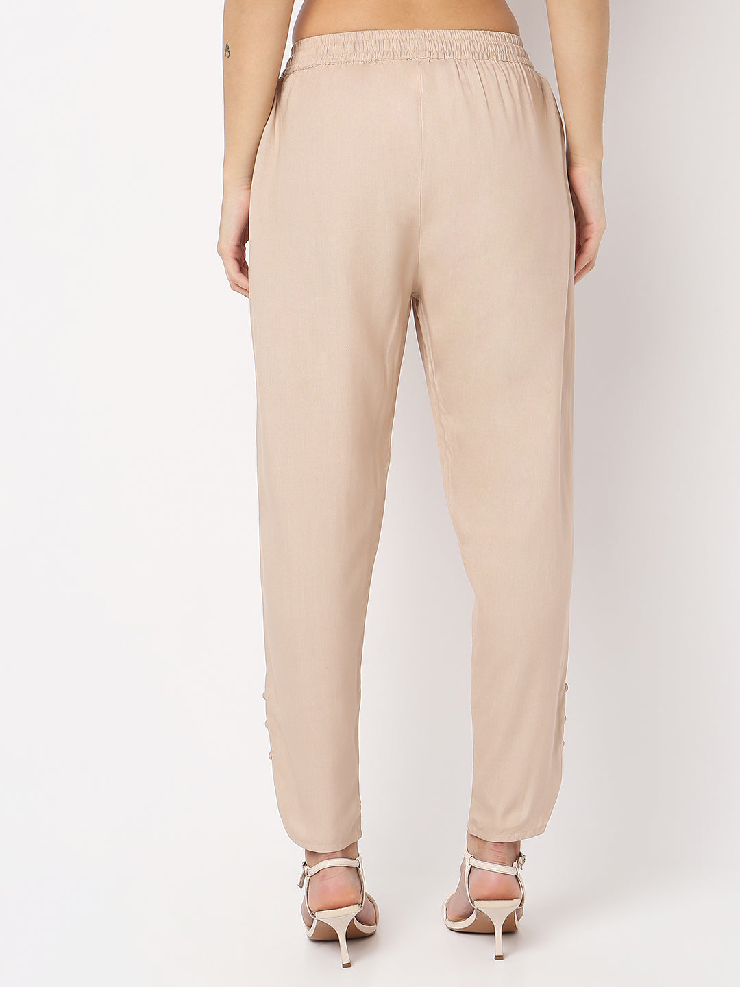 Nylangan Straight Fit Solid Mid Rise Pants