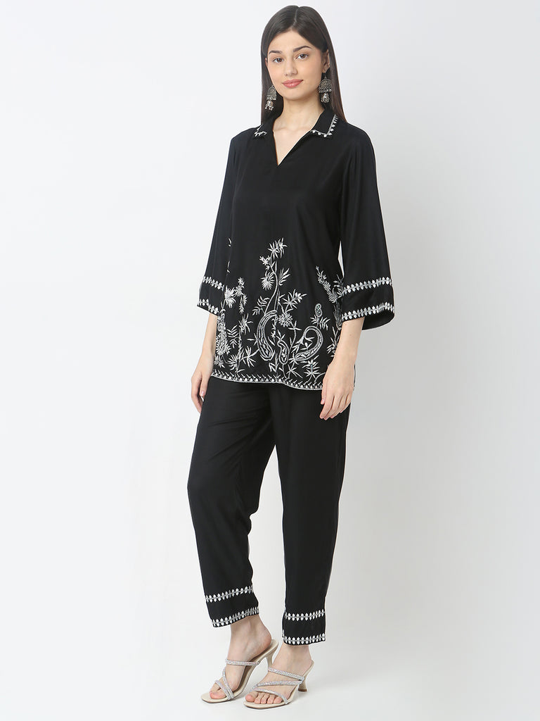 Nylangan Regular Fit Embroidered Top & Pant Set