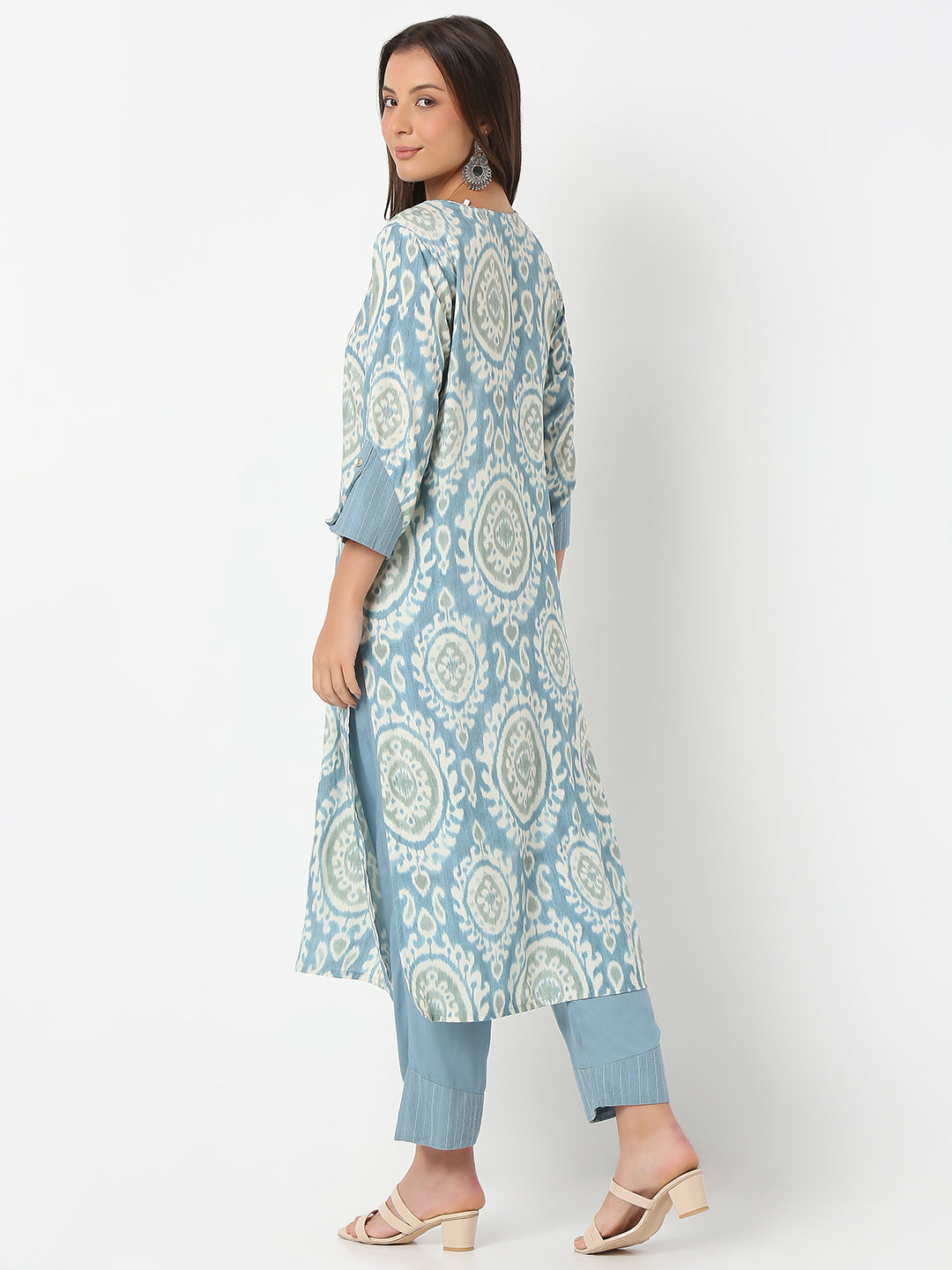 Nylangan Straight Fit Printed Three-Fourth Sleeve Kurta with Pant Set