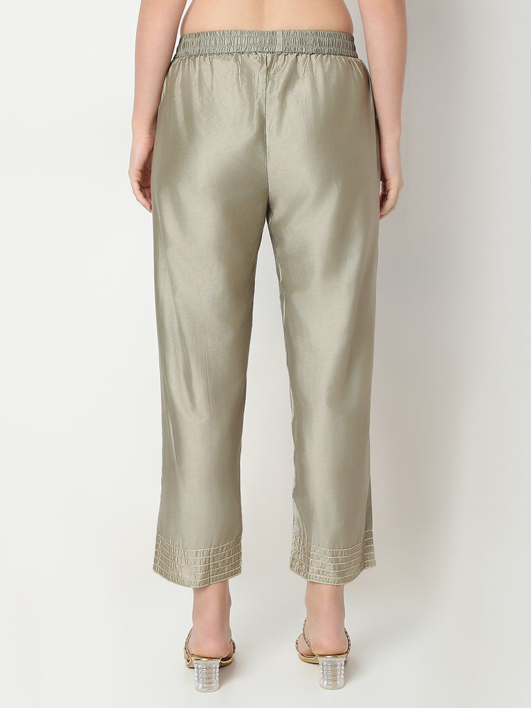 Straight Fit Solid Mid Rise Pants